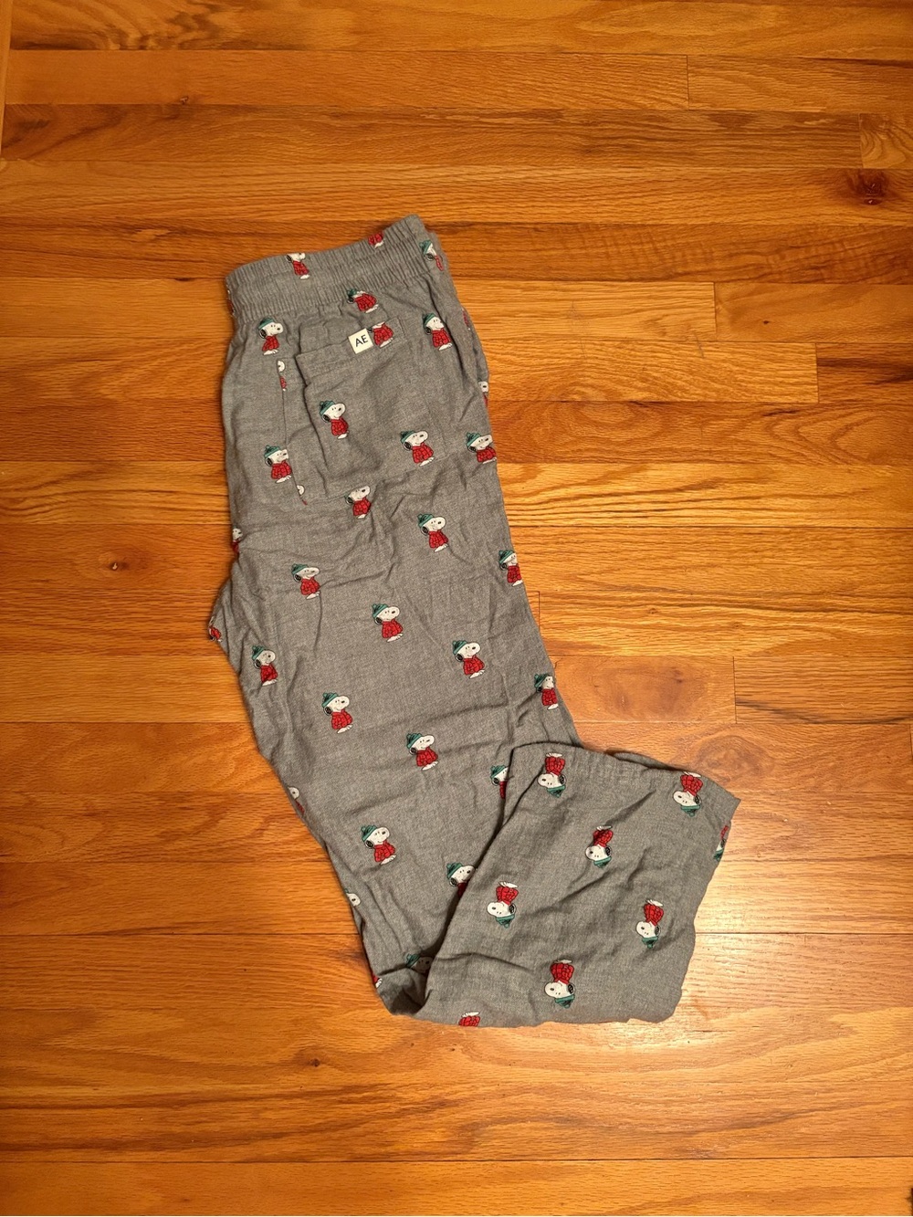 American Eagle Outfitters “Snoopy” holiday sleep pant
